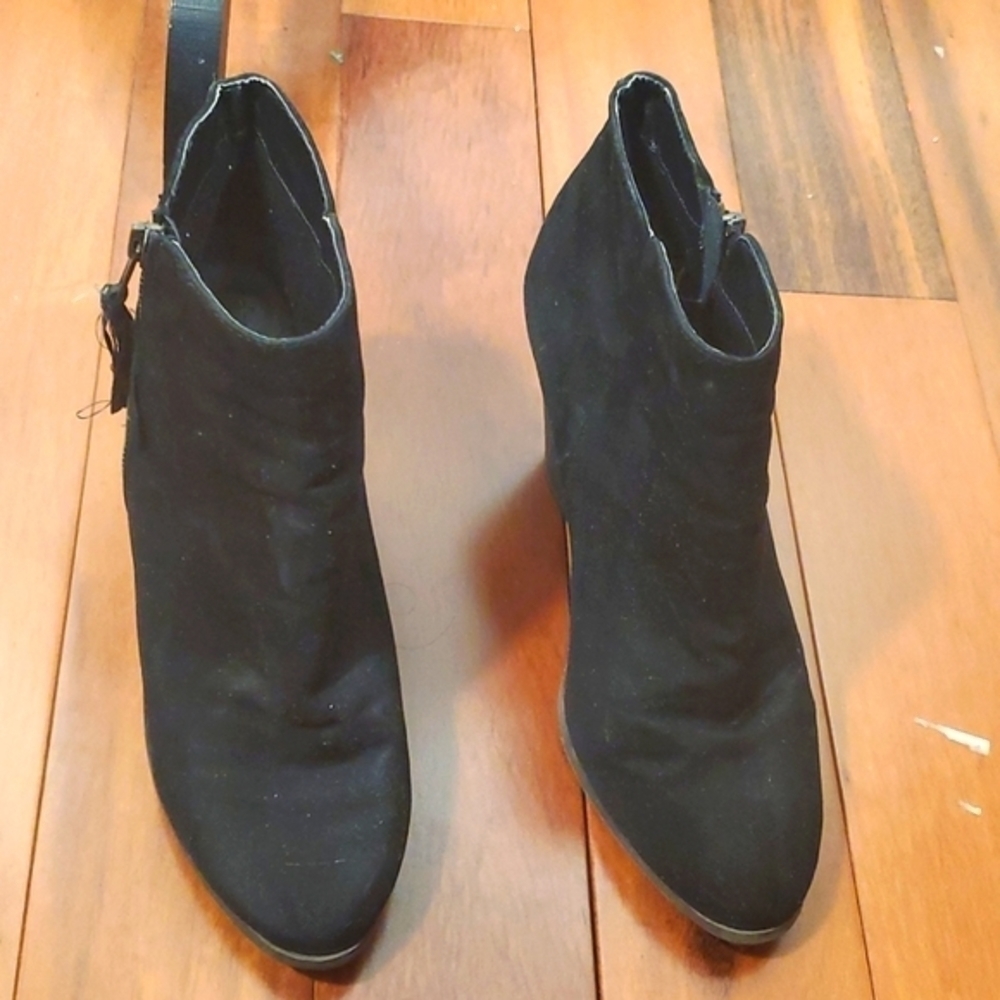 Charlotte Russe Black Suede boots booties Size 8
